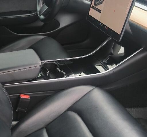 Серый Тесла Модель 3, объемом двигателя 0 л и пробегом 182 тыс. км за 15000 $, фото 16 на Automoto.ua