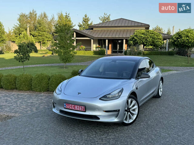 Серый Тесла Модель 3, объемом двигателя 0 л и пробегом 84 тыс. км за 17400 $, фото 1 на Automoto.ua