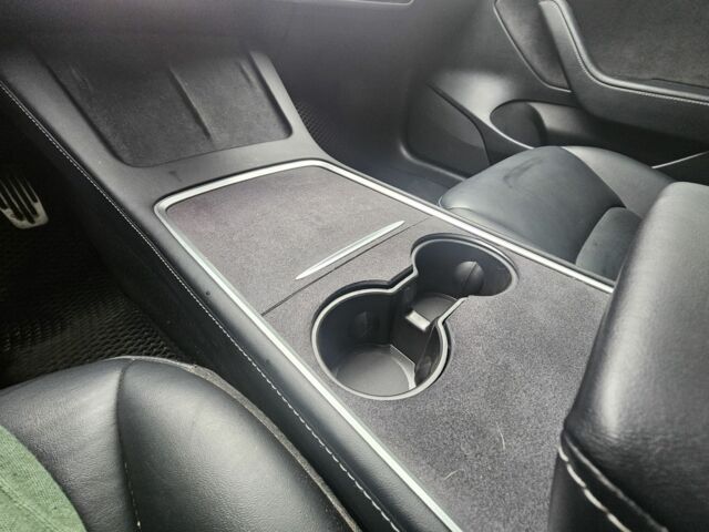 Сірий Тесла Модель 3, об'ємом двигуна 0 л та пробігом 95 тис. км за 23000 $, фото 22 на Automoto.ua