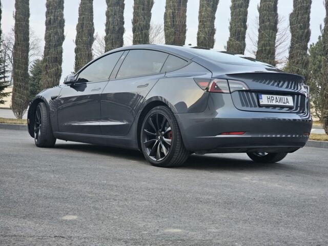 Серый Тесла Модель 3, объемом двигателя 0 л и пробегом 95 тыс. км за 22000 $, фото 7 на Automoto.ua