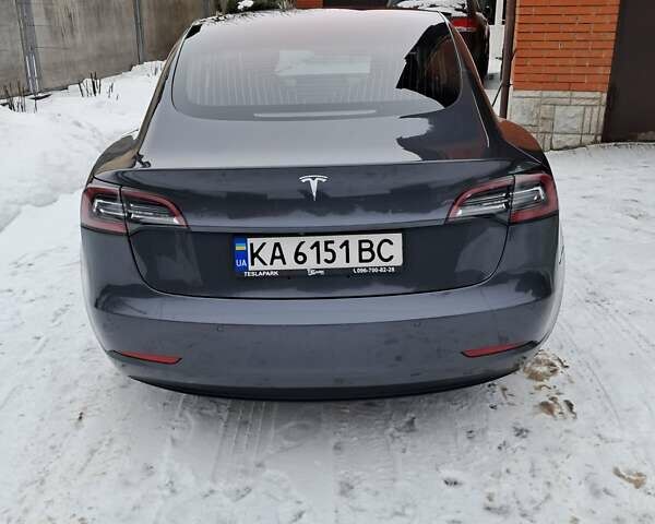 Сірий Тесла Модель 3, об'ємом двигуна 0 л та пробігом 135 тис. км за 18200 $, фото 3 на Automoto.ua
