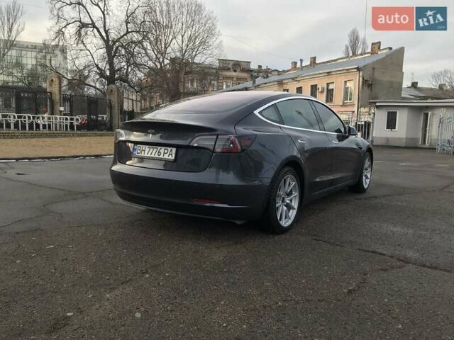 Серый Тесла Модель 3, объемом двигателя 0 л и пробегом 70 тыс. км за 20900 $, фото 46 на Automoto.ua