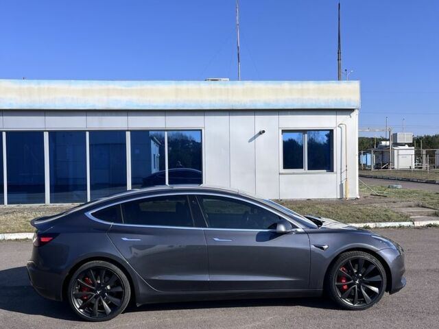 Серый Тесла Модель 3, объемом двигателя 0 л и пробегом 112 тыс. км за 15999 $, фото 9 на Automoto.ua