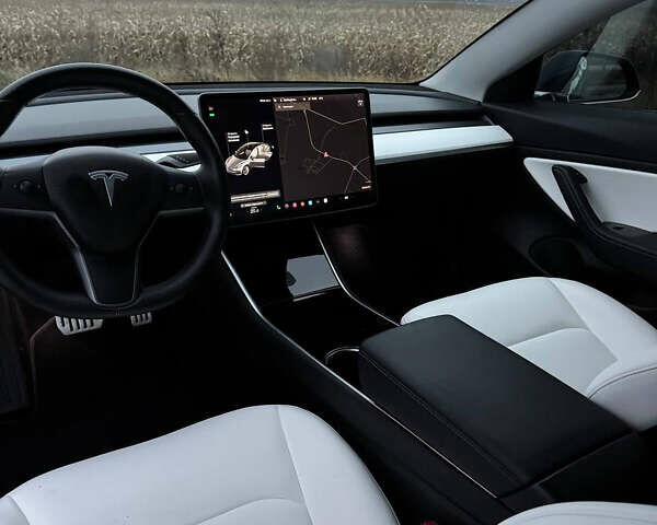 Сірий Тесла Модель 3, об'ємом двигуна 0 л та пробігом 115 тис. км за 19300 $, фото 8 на Automoto.ua