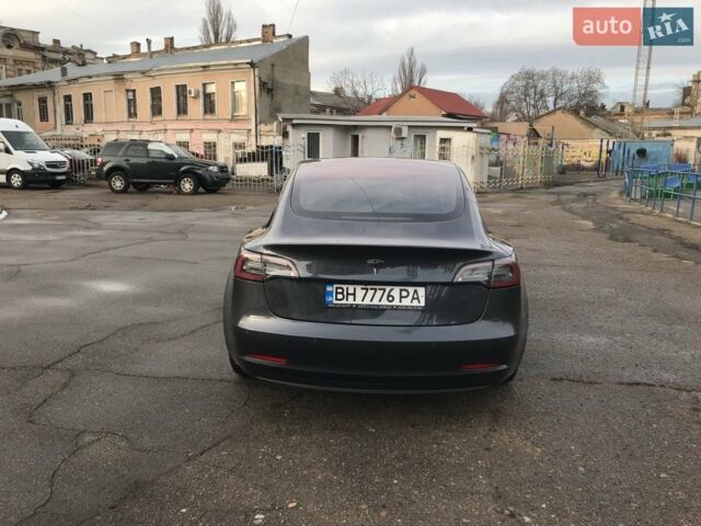 Серый Тесла Модель 3, объемом двигателя 0 л и пробегом 70 тыс. км за 20900 $, фото 44 на Automoto.ua