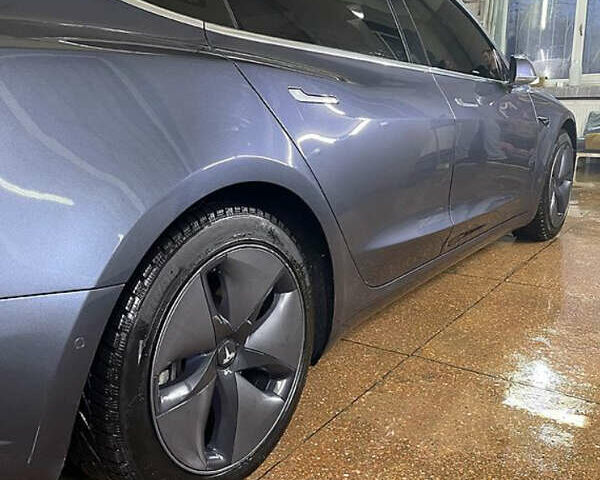 Сірий Тесла Модель 3, об'ємом двигуна 0 л та пробігом 39 тис. км за 24600 $, фото 10 на Automoto.ua