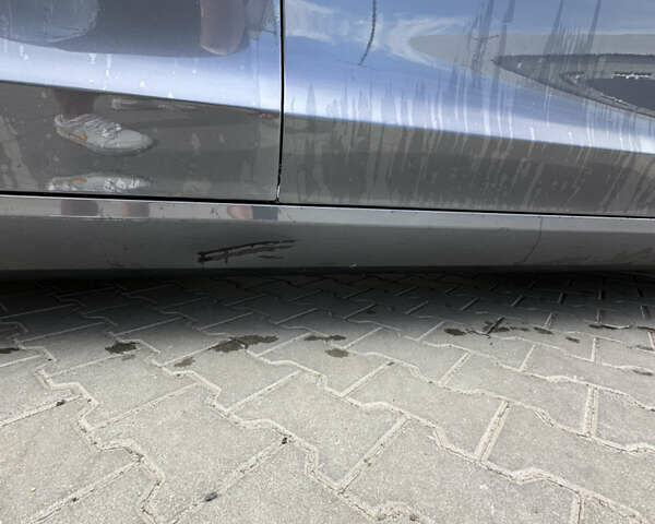 Сірий Тесла Модель 3, об'ємом двигуна 0 л та пробігом 92 тис. км за 15800 $, фото 10 на Automoto.ua