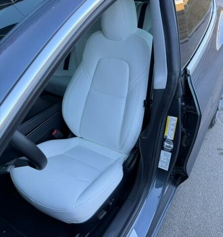 Серый Тесла Модель 3, объемом двигателя 0 л и пробегом 140 тыс. км за 16900 $, фото 55 на Automoto.ua