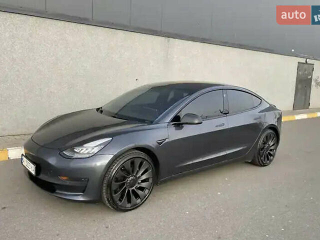 Серый Тесла Модель 3, объемом двигателя 0 л и пробегом 90 тыс. км за 27800 $, фото 12 на Automoto.ua