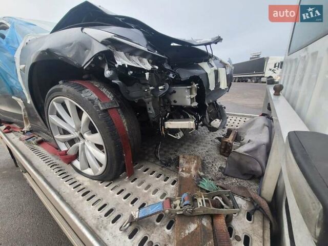 Серый Тесла Модель 3, объемом двигателя 0 л и пробегом 105 тыс. км за 8750 $, фото 13 на Automoto.ua