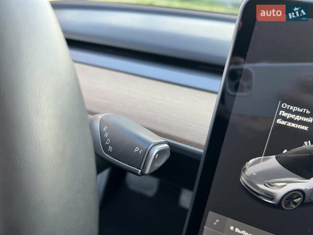 Серый Тесла Модель 3, объемом двигателя 0 л и пробегом 69 тыс. км за 17600 $, фото 15 на Automoto.ua