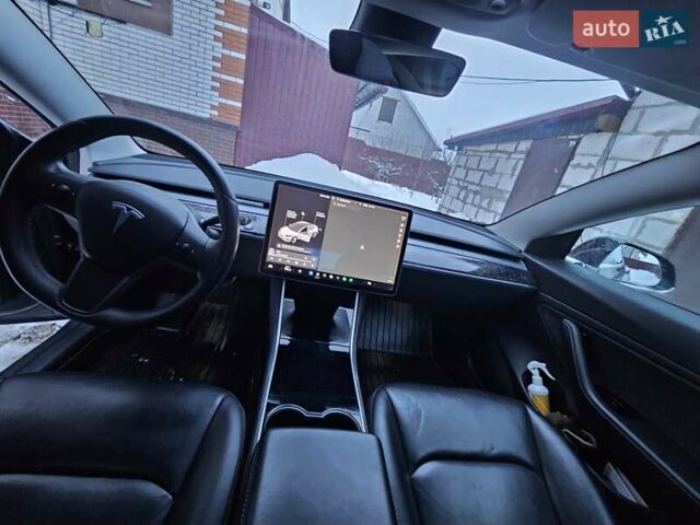 Серый Тесла Модель 3, объемом двигателя 0 л и пробегом 108 тыс. км за 18000 $, фото 12 на Automoto.ua