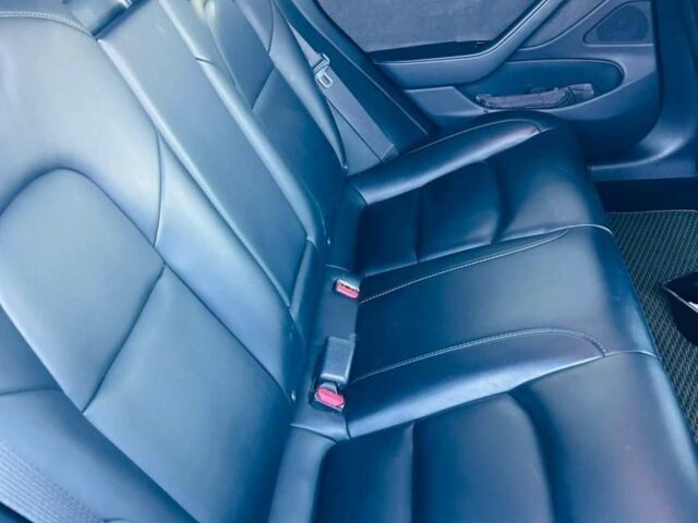 Сірий Тесла Модель 3, об'ємом двигуна 0 л та пробігом 84 тис. км за 16500 $, фото 6 на Automoto.ua
