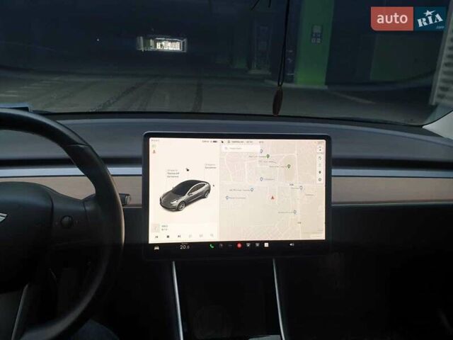 Серый Тесла Модель 3, объемом двигателя 0 л и пробегом 70 тыс. км за 18500 $, фото 29 на Automoto.ua