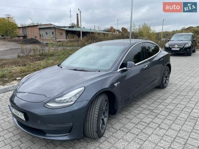 Сірий Тесла Модель 3, об'ємом двигуна 0 л та пробігом 216 тис. км за 15900 $, фото 8 на Automoto.ua