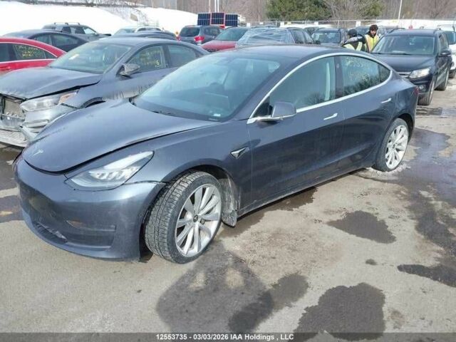 Серый Тесла Модель 3, объемом двигателя 0 л и пробегом 129 тыс. км за 9500 $, фото 1 на Automoto.ua