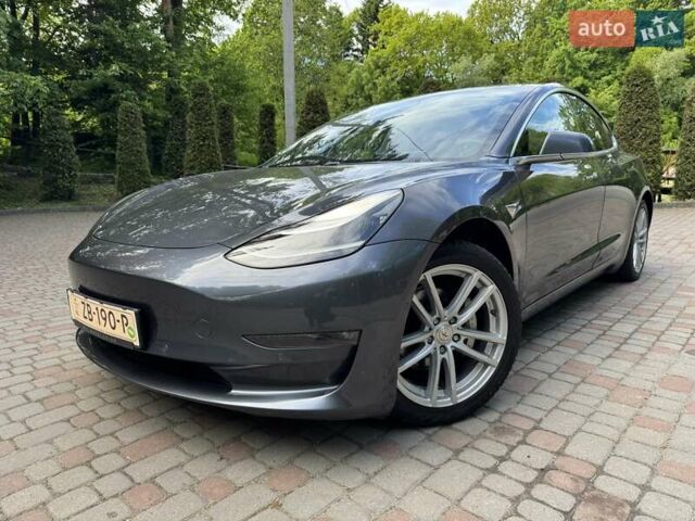Сірий Тесла Модель 3, об'ємом двигуна 0 л та пробігом 79 тис. км за 17750 $, фото 4 на Automoto.ua