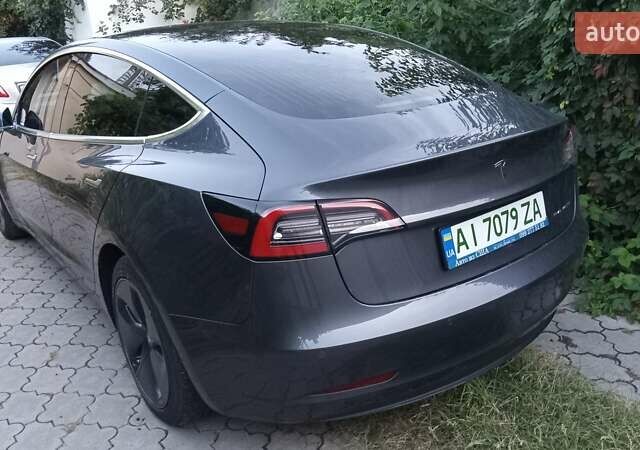 Сірий Тесла Модель 3, об'ємом двигуна 0 л та пробігом 165 тис. км за 18100 $, фото 6 на Automoto.ua