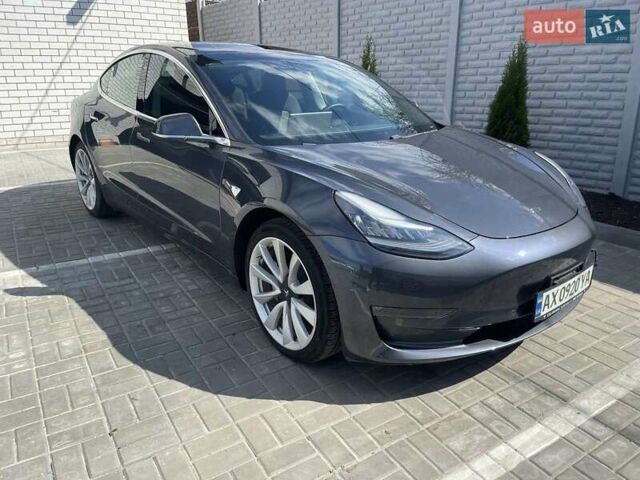 Серый Тесла Модель 3, объемом двигателя 0 л и пробегом 15 тыс. км за 19950 $, фото 17 на Automoto.ua