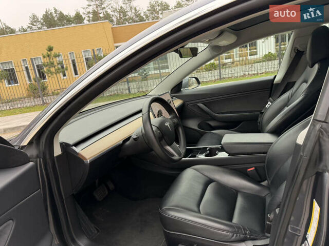 Серый Тесла Модель 3, объемом двигателя 0 л и пробегом 135 тыс. км за 16999 $, фото 52 на Automoto.ua