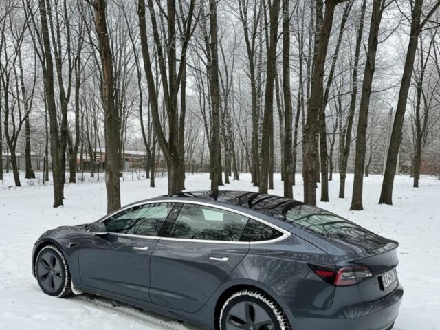 Серый Тесла Модель 3, объемом двигателя 0 л и пробегом 50 тыс. км за 20199 $, фото 7 на Automoto.ua