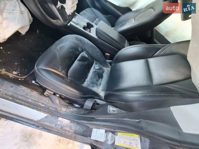 Серый Тесла Модель 3, объемом двигателя 0 л и пробегом 104 тыс. км за 8850 $, фото 19 на Automoto.ua