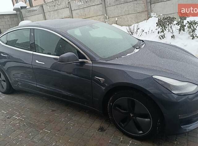 Сірий Тесла Модель 3, об'ємом двигуна 0 л та пробігом 125 тис. км за 16500 $, фото 7 на Automoto.ua