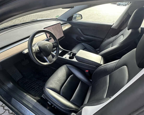 Сірий Тесла Модель 3, об'ємом двигуна 0 л та пробігом 90 тис. км за 25800 $, фото 5 на Automoto.ua