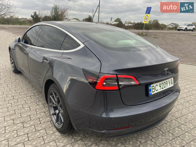 Сірий Тесла Модель 3, об'ємом двигуна 0 л та пробігом 107 тис. км за 19500 $, фото 1 на Automoto.ua