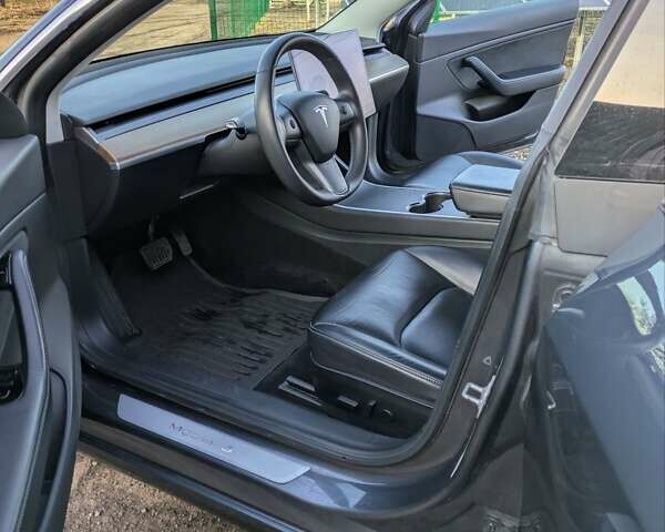Серый Тесла Модель 3, объемом двигателя 0 л и пробегом 145 тыс. км за 17000 $, фото 17 на Automoto.ua