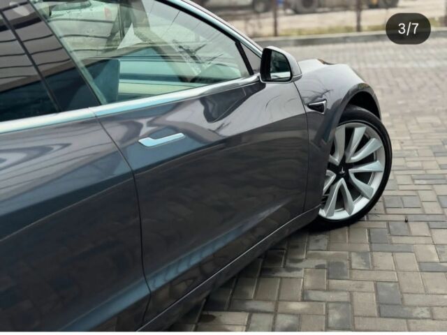 Сірий Тесла Модель 3, об'ємом двигуна 0 л та пробігом 248 тис. км за 15000 $, фото 3 на Automoto.ua