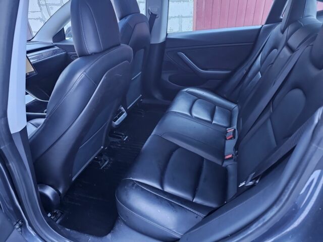 Серый Тесла Модель 3, объемом двигателя 0 л и пробегом 108 тыс. км за 15000 $, фото 8 на Automoto.ua