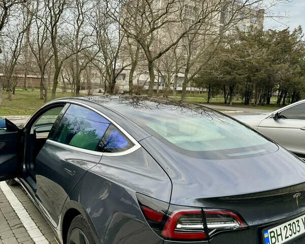 Серый Тесла Модель 3, объемом двигателя 0 л и пробегом 112 тыс. км за 23500 $, фото 56 на Automoto.ua