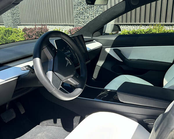 Сірий Тесла Модель 3, об'ємом двигуна 0 л та пробігом 48 тис. км за 24000 $, фото 9 на Automoto.ua