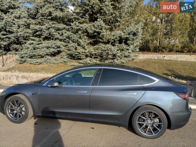 Сірий Тесла Модель 3, об'ємом двигуна 0 л та пробігом 145 тис. км за 17500 $, фото 9 на Automoto.ua