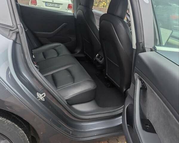 Серый Тесла Модель 3, объемом двигателя 0 л и пробегом 117 тыс. км за 18950 $, фото 14 на Automoto.ua