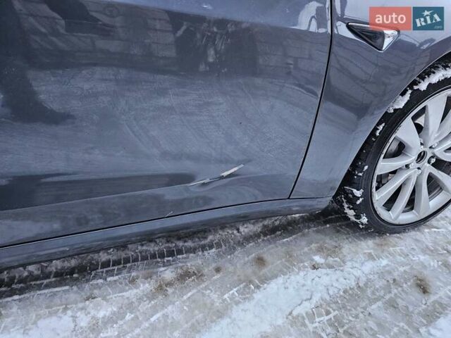 Серый Тесла Модель 3, объемом двигателя 0 л и пробегом 108 тыс. км за 18000 $, фото 14 на Automoto.ua