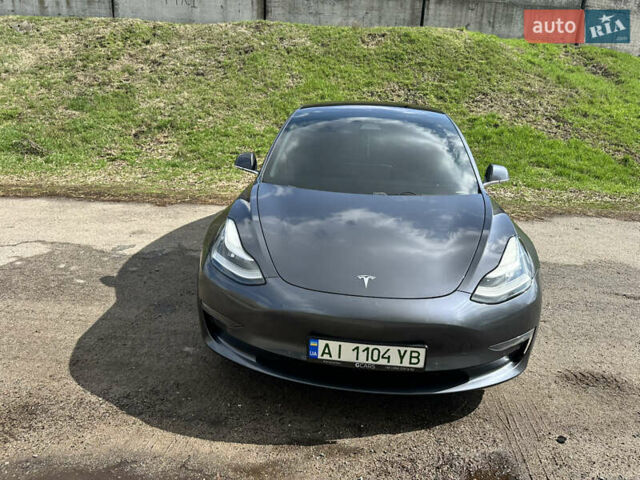 Серый Тесла Модель 3, объемом двигателя 0 л и пробегом 130 тыс. км за 15200 $, фото 4 на Automoto.ua