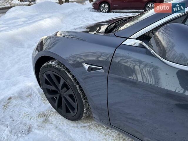 Серый Тесла Модель 3, объемом двигателя 0 л и пробегом 99 тыс. км за 17700 $, фото 28 на Automoto.ua