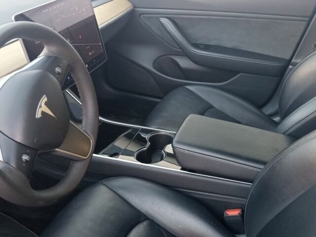 Серый Тесла Модель 3, объемом двигателя 0 л и пробегом 197 тыс. км за 15999 $, фото 8 на Automoto.ua