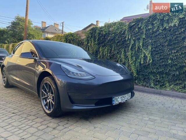 Сірий Тесла Модель 3, об'ємом двигуна 0 л та пробігом 167 тис. км за 16700 $, фото 3 на Automoto.ua
