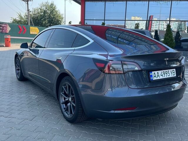Сірий Тесла Модель 3, об'ємом двигуна 0 л та пробігом 142 тис. км за 18500 $, фото 3 на Automoto.ua