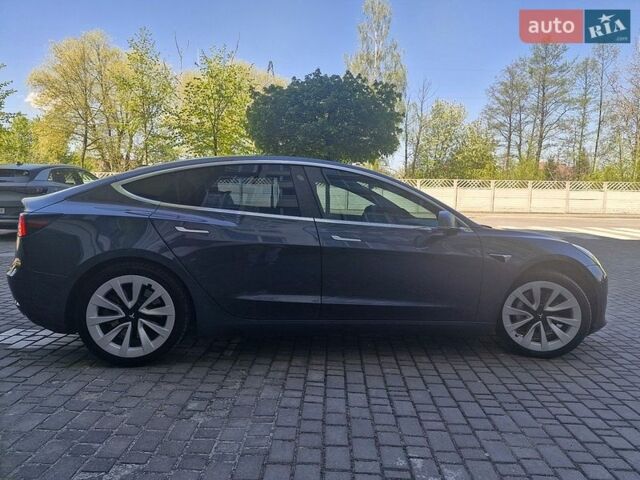 Серый Тесла Модель 3, объемом двигателя 0 л и пробегом 196 тыс. км за 14590 $, фото 13 на Automoto.ua