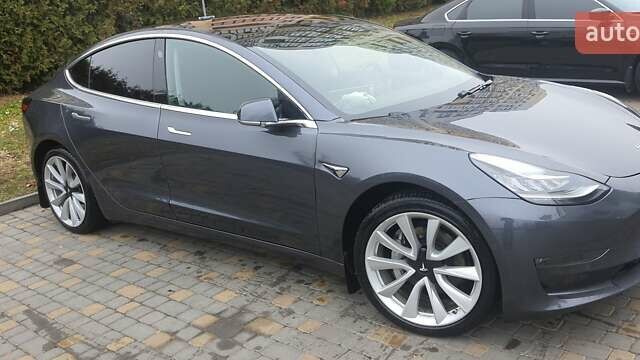 Сірий Тесла Модель 3, об'ємом двигуна 0 л та пробігом 108 тис. км за 18800 $, фото 12 на Automoto.ua