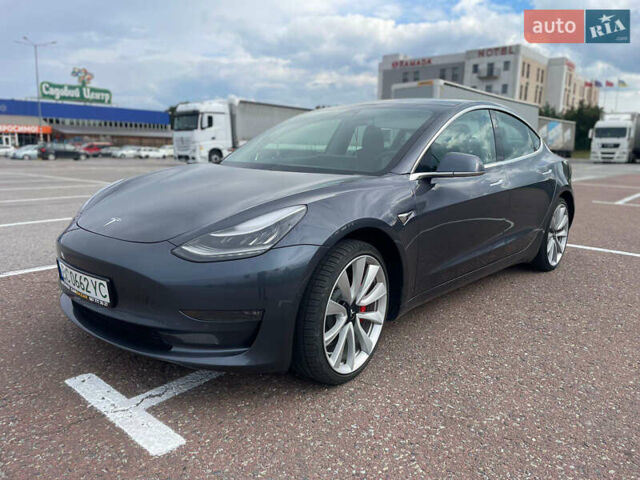 Сірий Тесла Модель 3, об'ємом двигуна 0 л та пробігом 49 тис. км за 20900 $, фото 1 на Automoto.ua