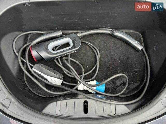 Серый Тесла Модель 3, объемом двигателя 0 л и пробегом 63 тыс. км за 21500 $, фото 26 на Automoto.ua