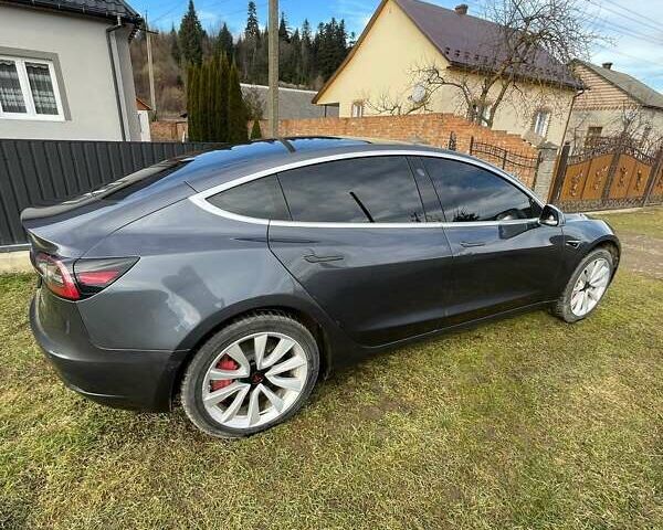 Сірий Тесла Модель 3, об'ємом двигуна 0 л та пробігом 99 тис. км за 18900 $, фото 2 на Automoto.ua