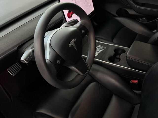 Серый Тесла Модель 3, объемом двигателя 0 л и пробегом 93 тыс. км за 20900 $, фото 13 на Automoto.ua