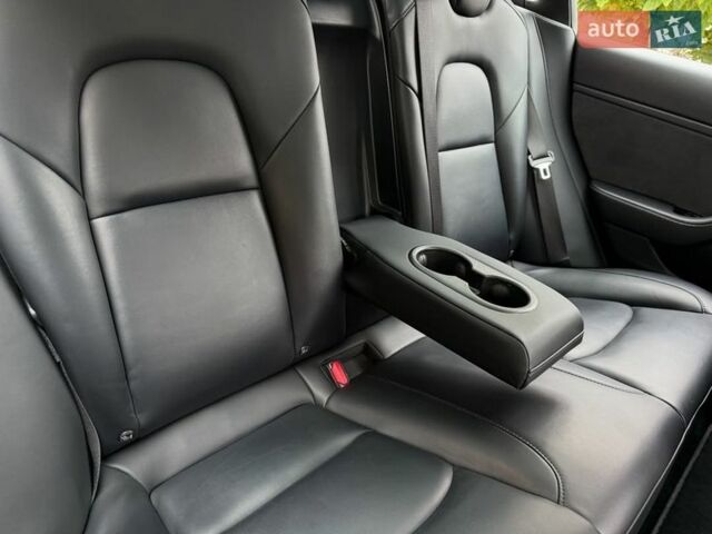 Сірий Тесла Модель 3, об'ємом двигуна 0 л та пробігом 123 тис. км за 16999 $, фото 9 на Automoto.ua