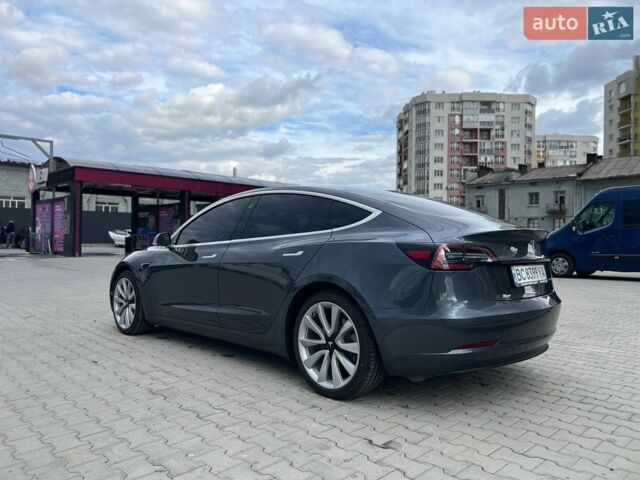 Серый Тесла Модель 3, объемом двигателя 0 л и пробегом 124 тыс. км за 25000 $, фото 5 на Automoto.ua